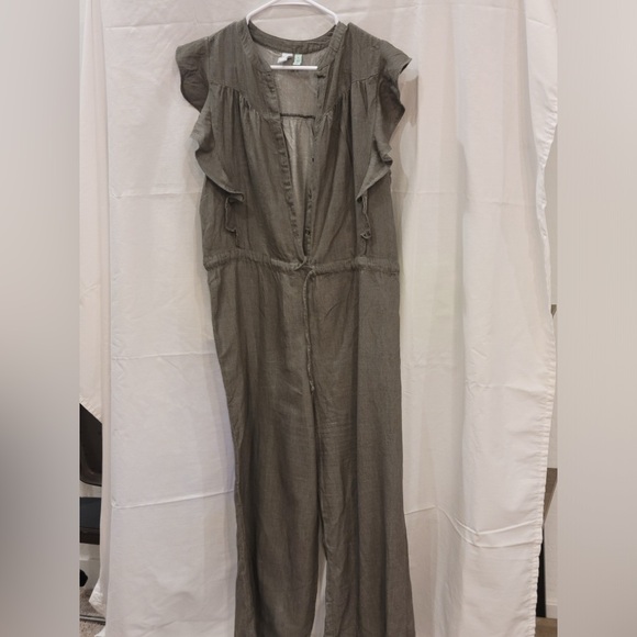 Gray Jumpsuit - Picture 1 of 2